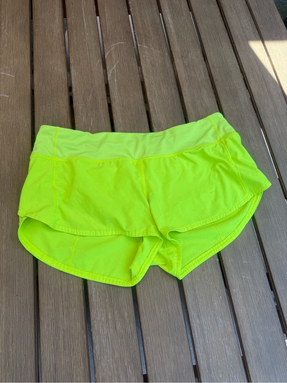 Lululemon Speed Running Shorts Size 8 Neon Yellow